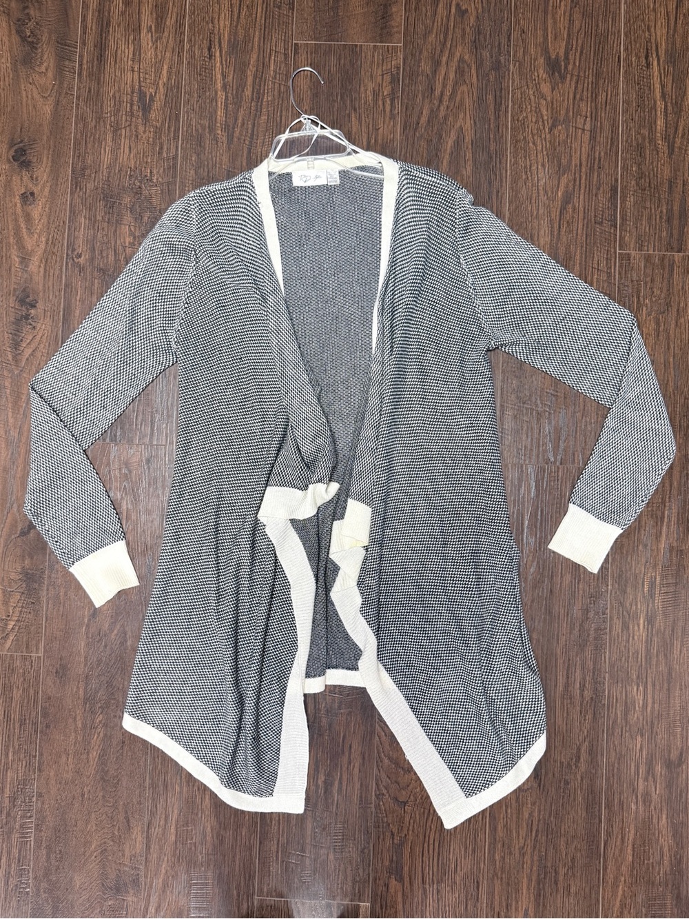 RD STYLE CREAM AND CHARCOAL CARDIGAN KIMONO
